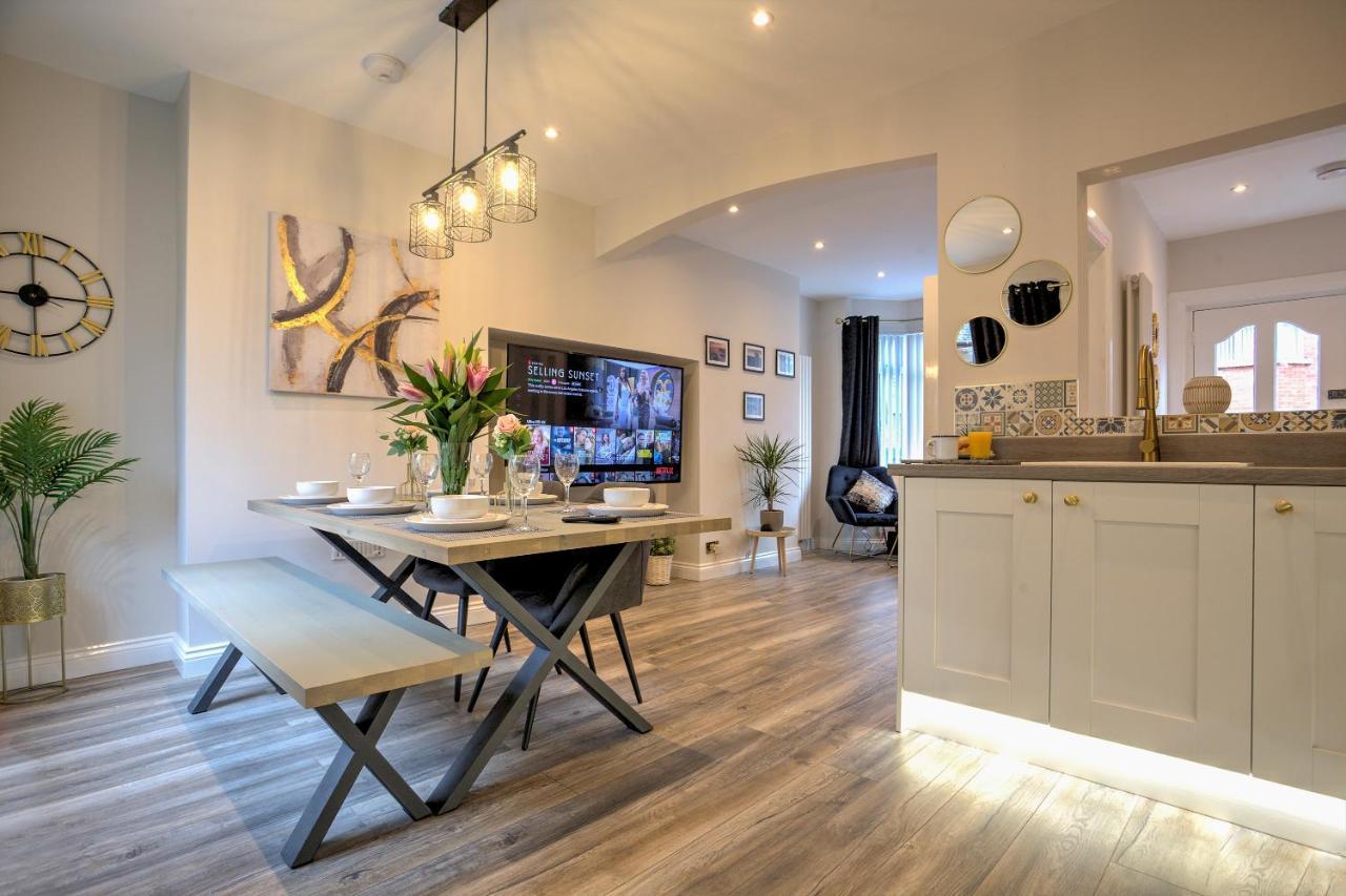 The Belfast Boutique Central Cozy Sleeps7 (Adults Only) Екстер'єр фото