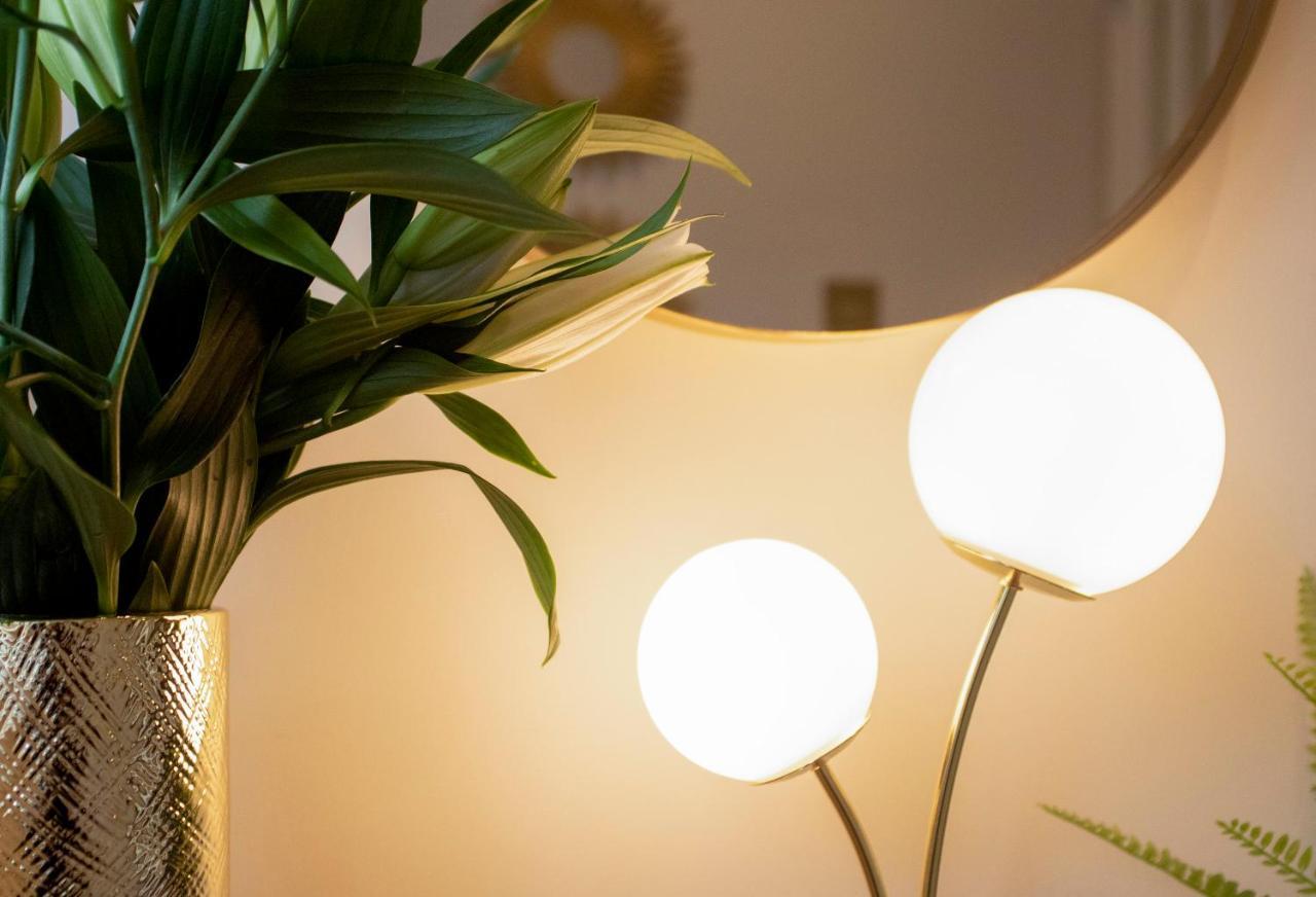 The Belfast Boutique Central Cozy Sleeps7 (Adults Only) Екстер'єр фото